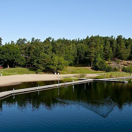 Roesjoebaden Camping & Stugby Солентюна Екстериор снимка