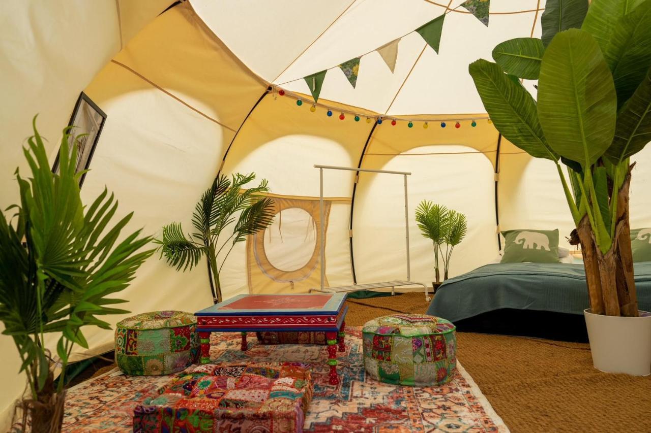 Roesjoebaden Camping & Stugby Солентюна Екстериор снимка