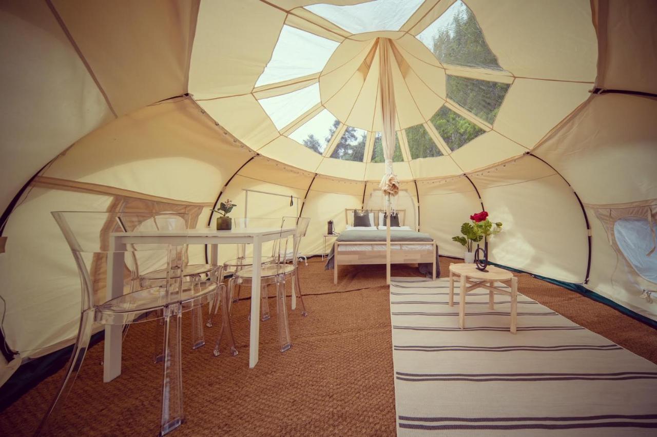 Roesjoebaden Camping & Stugby Солентюна Екстериор снимка
