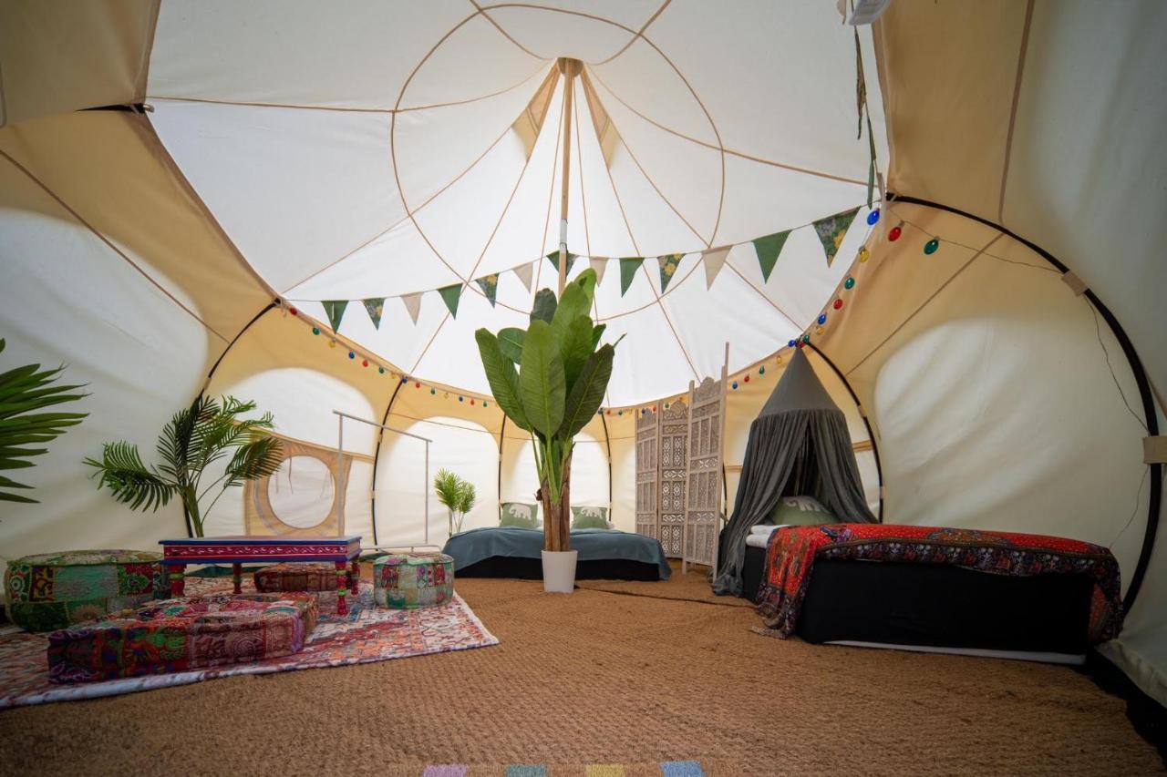 Roesjoebaden Camping & Stugby Солентюна Екстериор снимка