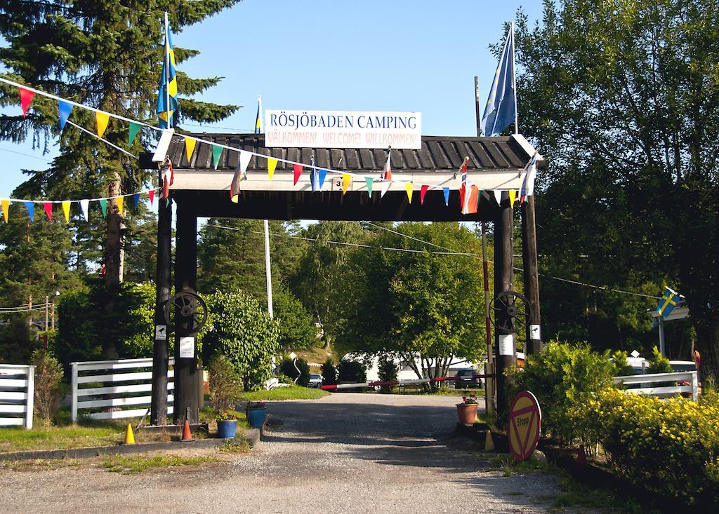 Roesjoebaden Camping & Stugby Солентюна Екстериор снимка