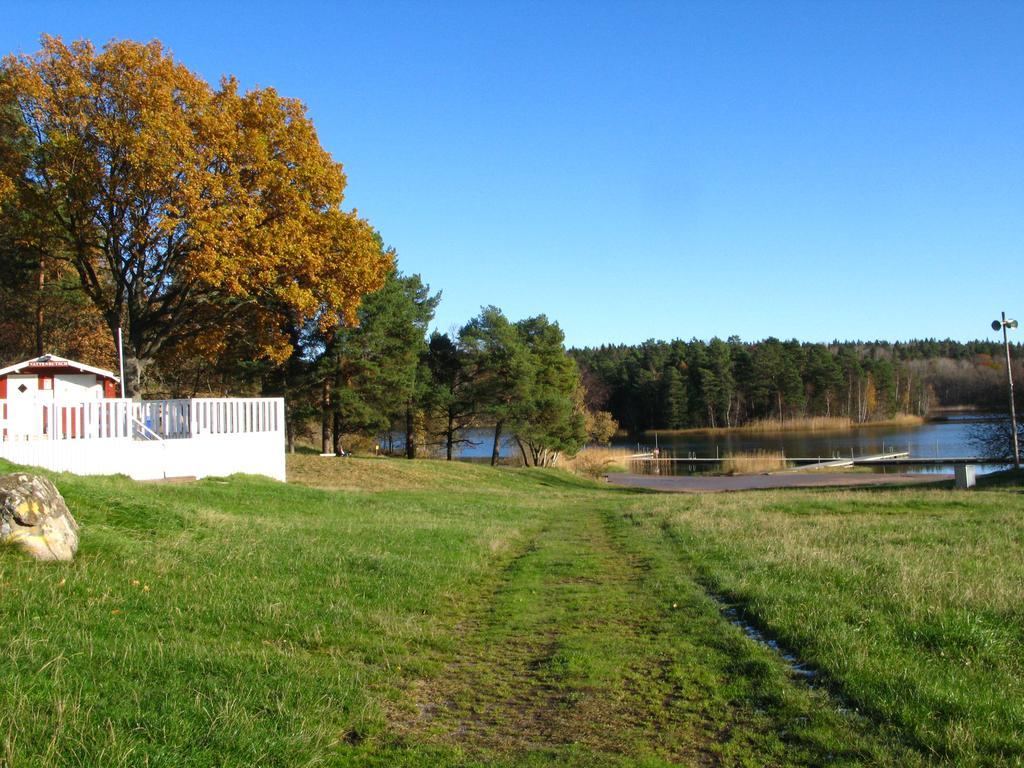 Roesjoebaden Camping & Stugby Солентюна Екстериор снимка