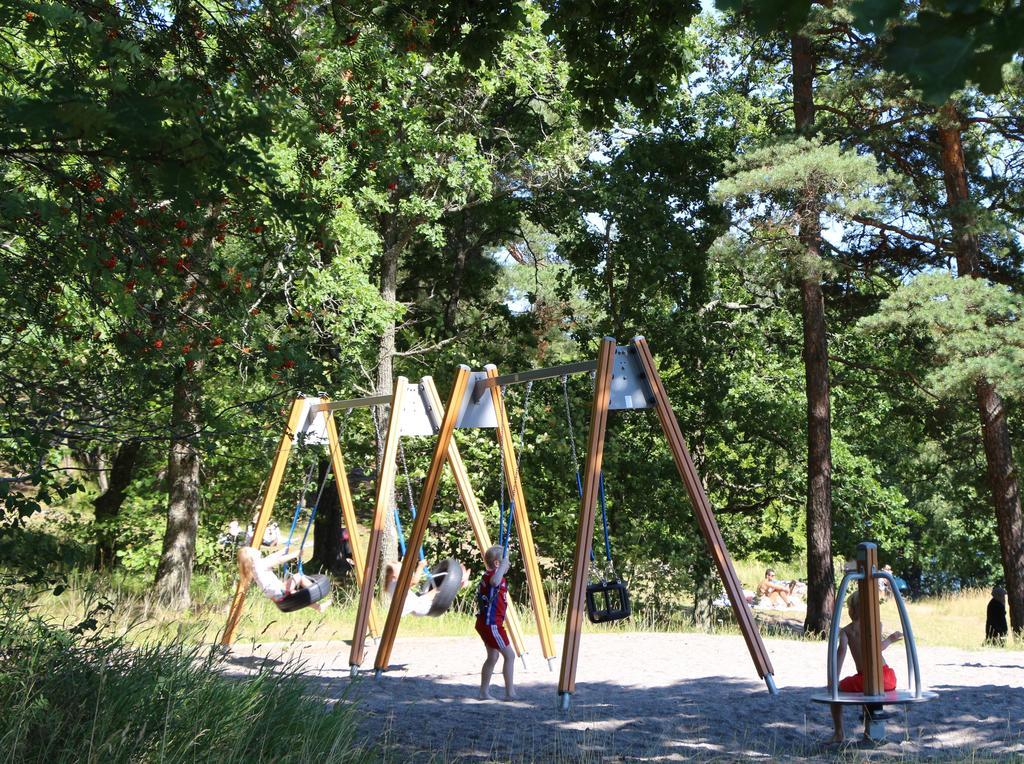 Roesjoebaden Camping & Stugby Солентюна Екстериор снимка