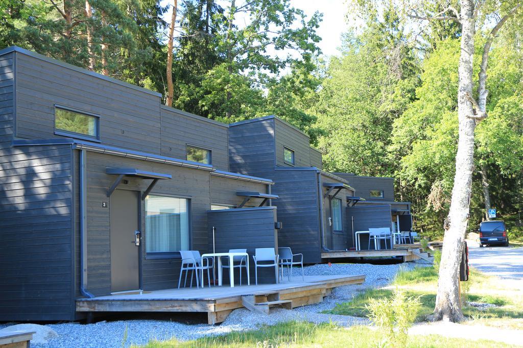 Roesjoebaden Camping & Stugby Солентюна Екстериор снимка